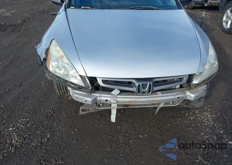 2003 Honda Accord 2.4 Lx z USA, uszkodzony, nr VIN 1HGCM564X3A146382